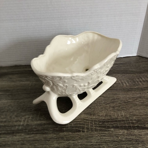Vtg Ceramic Sleigh Planter - Picture 4 of 16